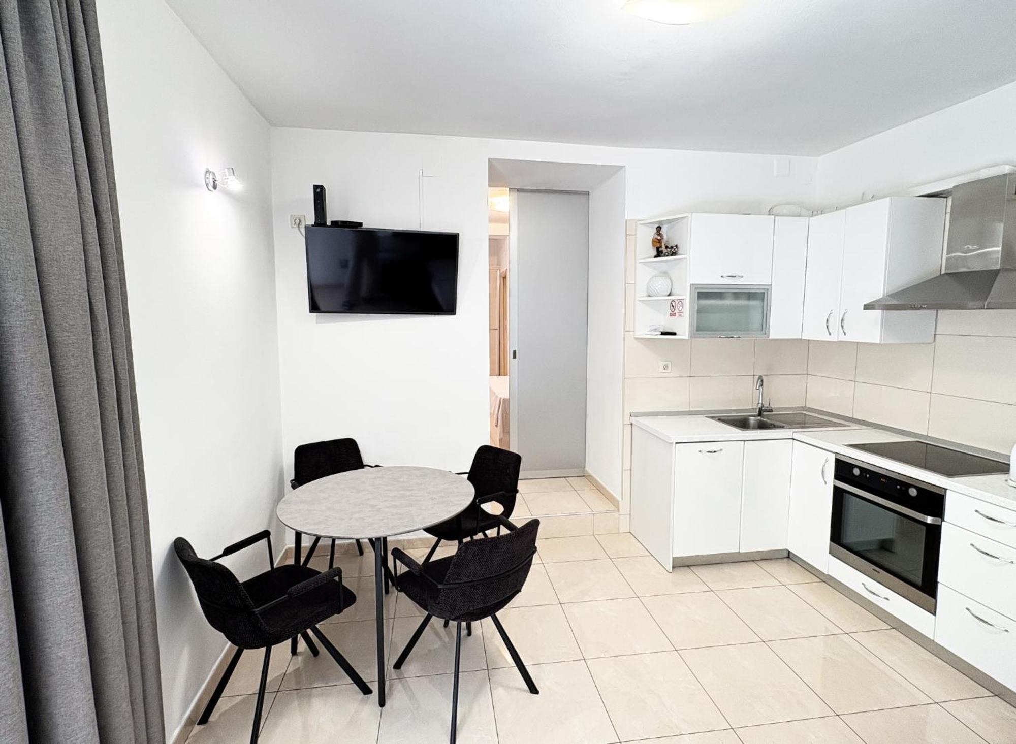 And Tudor Apartament